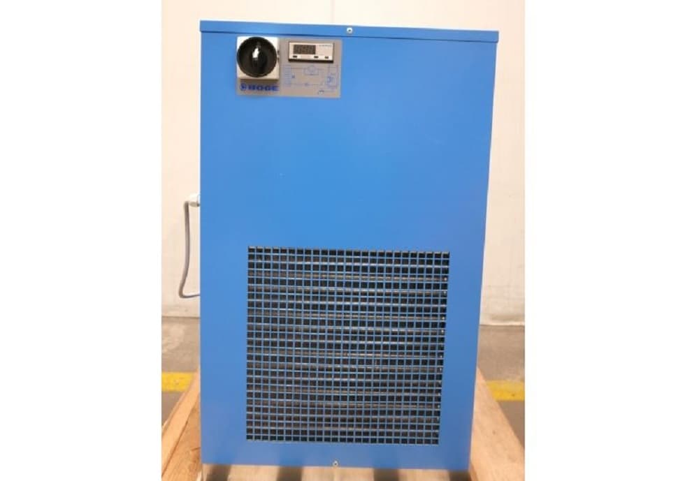 Blue BOGE refrigerant dryer with control panel, designed for efficient compressed air treatment.