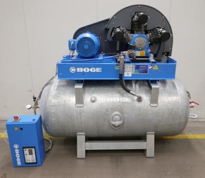 BOGE air compressor system with a receiver and control unit, designed for efficient and reliable compressed air solutions.