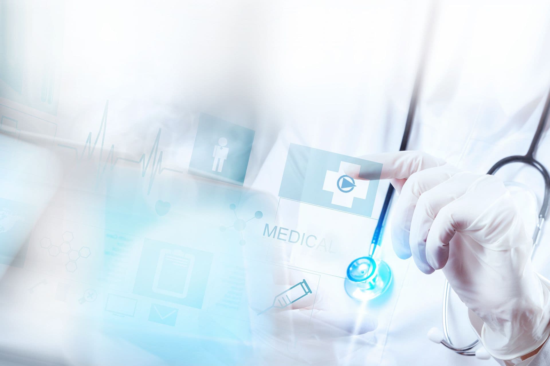 Ein Arzt im Arztkittel mit einem Stetoskop steht als Symbole für den Druckluftanwendungsbereich für die Medizin, wo BOGE Kompressoren Anwendung finden